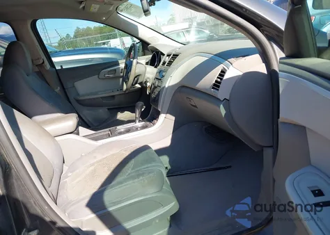 2010 Chevrolet Traverse Lt из США, поврежденный, VIN 1GNLVGED8AJ215096